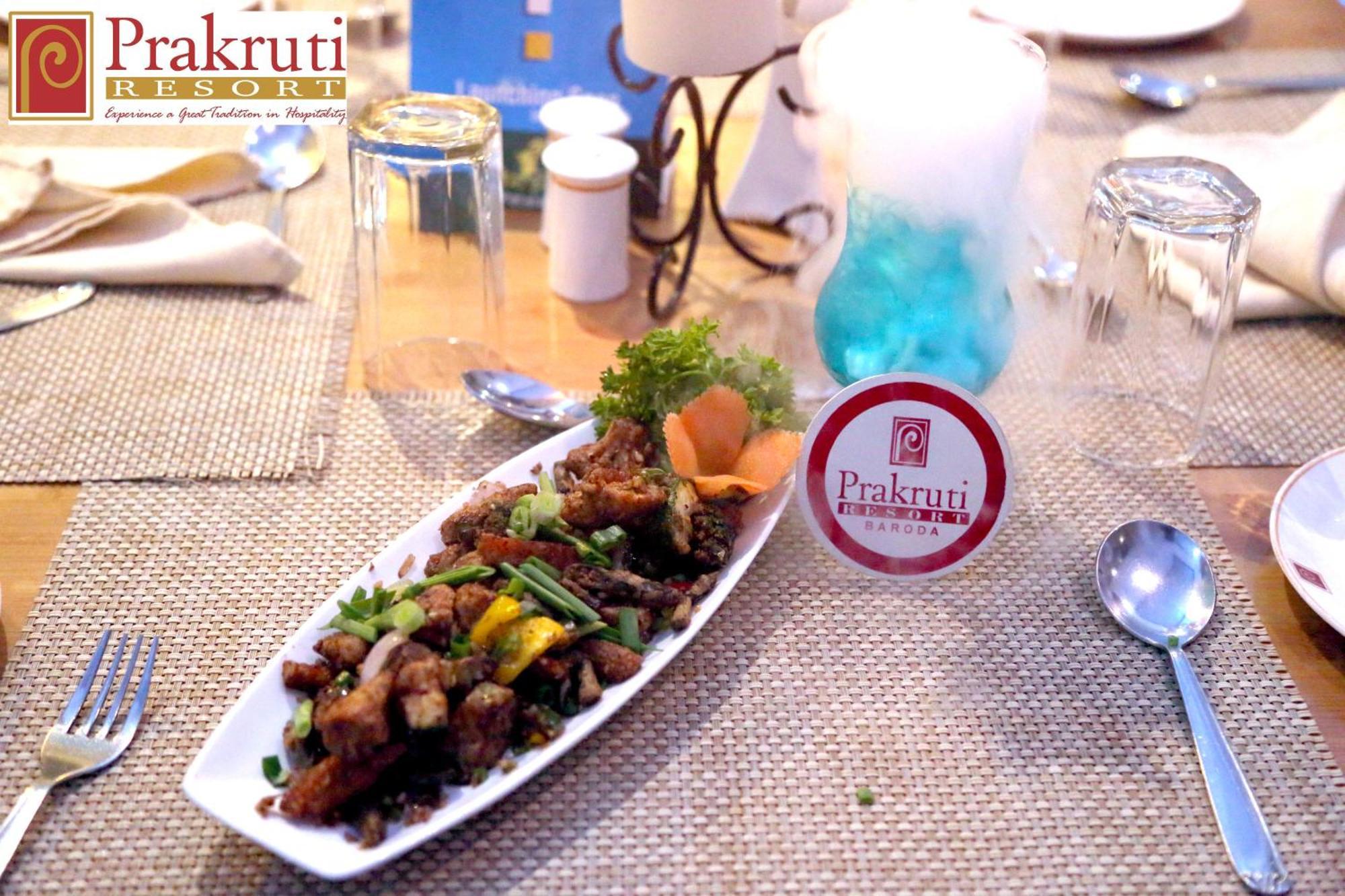 Prakruti Resort Vadodara Ngoại thất bức ảnh