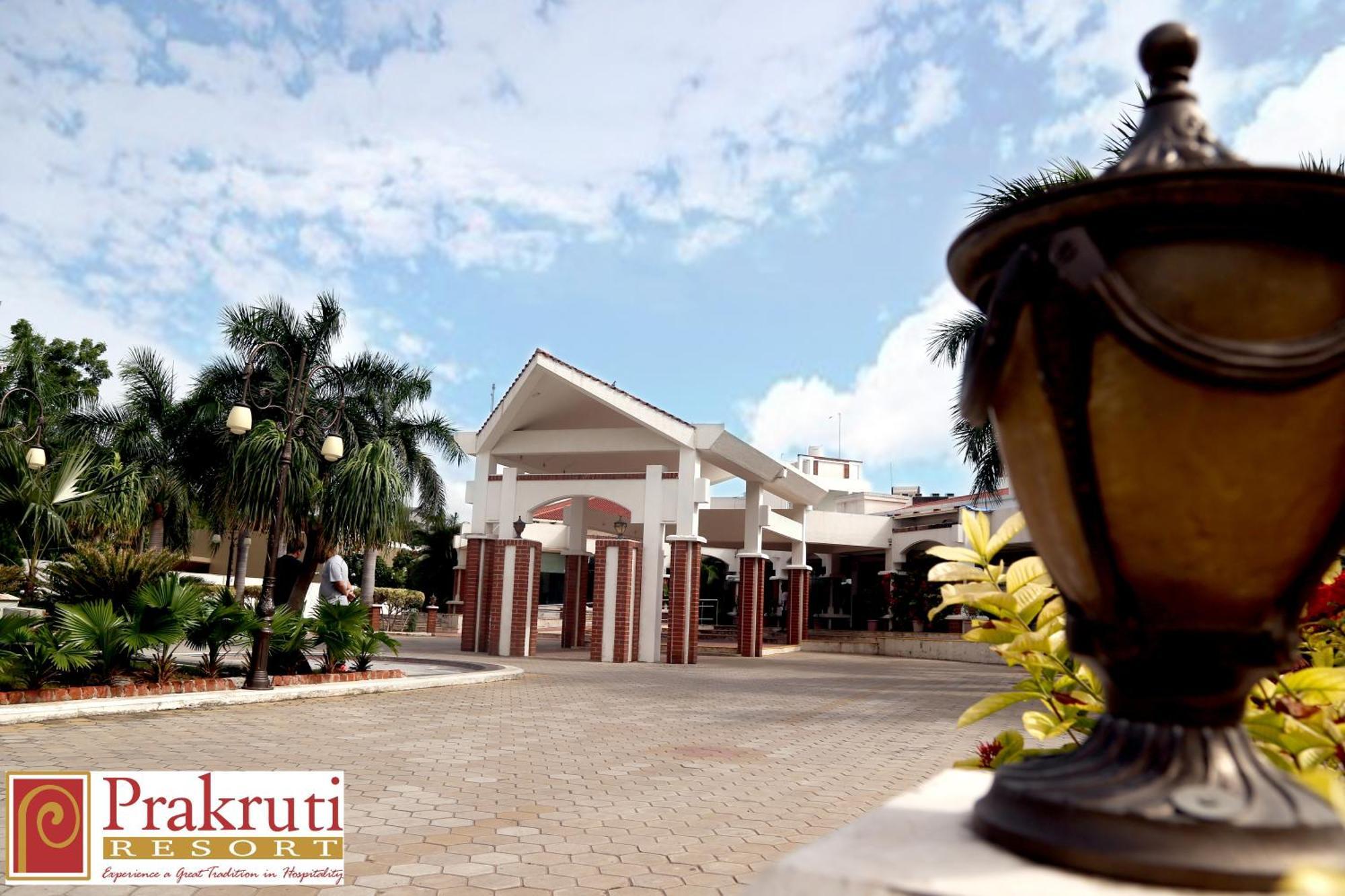 Prakruti Resort Vadodara Ngoại thất bức ảnh