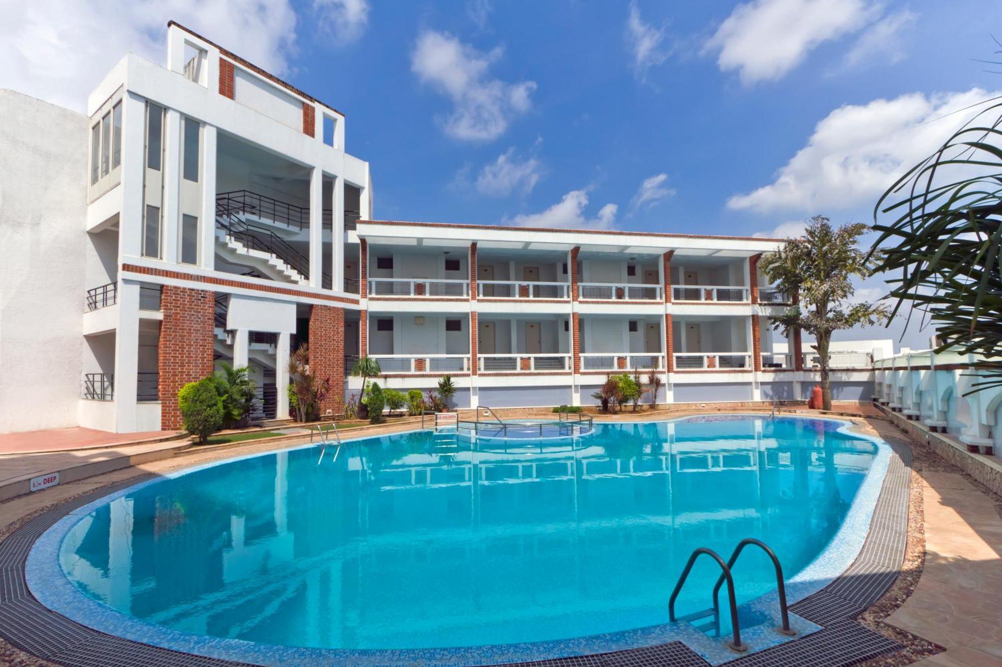 Prakruti Resort Vadodara Ngoại thất bức ảnh